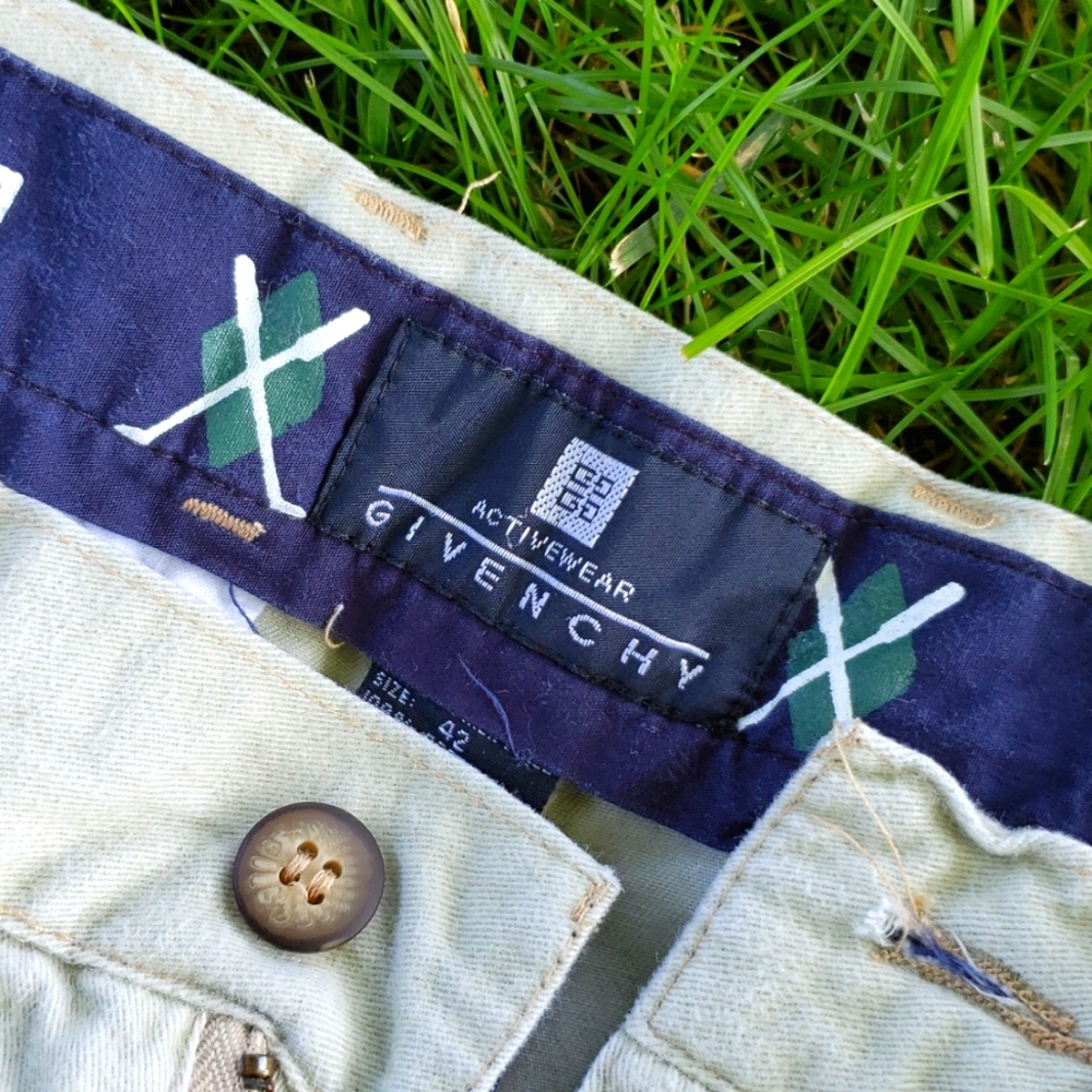 Vintage GIVENCHY Activewear Golf Shorts - Chino- sz 42 Waist